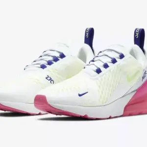 Nike Women's Air Max 270 Sneaker